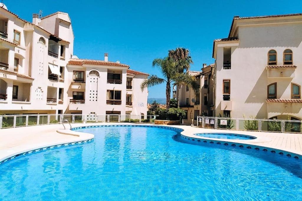Precioso Apartamento Con Piscina Y Vistas Аликанте Екстериор снимка