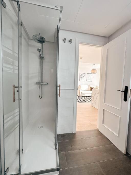 Precioso Apartamento Con Piscina Y Vistas Аликанте Екстериор снимка