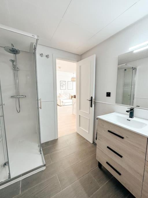 Precioso Apartamento Con Piscina Y Vistas Аликанте Екстериор снимка