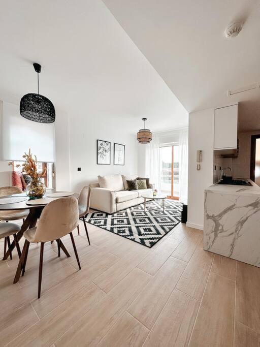 Precioso Apartamento Con Piscina Y Vistas Аликанте Екстериор снимка